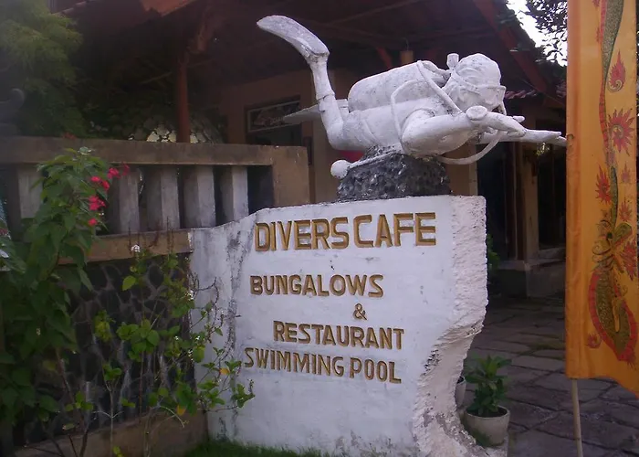 Diver's Cafe 2*